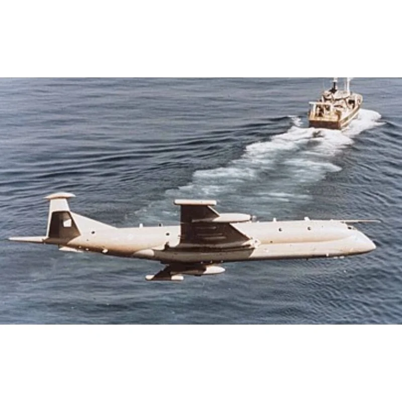 Hawker Siddeley Nimrod MR.2. Also Includes BONUS Kits Of The Westland Merlin HC.3 Britten-Norman Defender AL.1 And Hawker P.1185 - Afbeelding 4