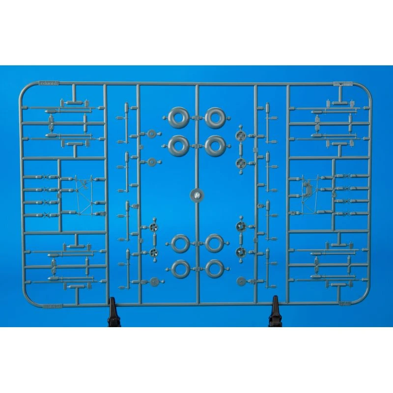Eduard Hawker Tempest Mk.V-serie 2 ProfiPACK-editie Kit Van Britse WO II Jachtvliegtuigen Tempest Mk.V Op Schaal 1/48. De Kit Biedt Het - Afbeelding 4